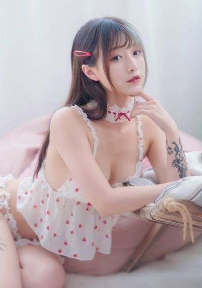 内衣办公室1—3在线观看